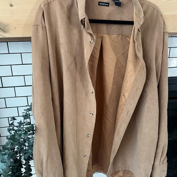 Northcrest Light Brown Casual Shirt - Picture 4 of 4